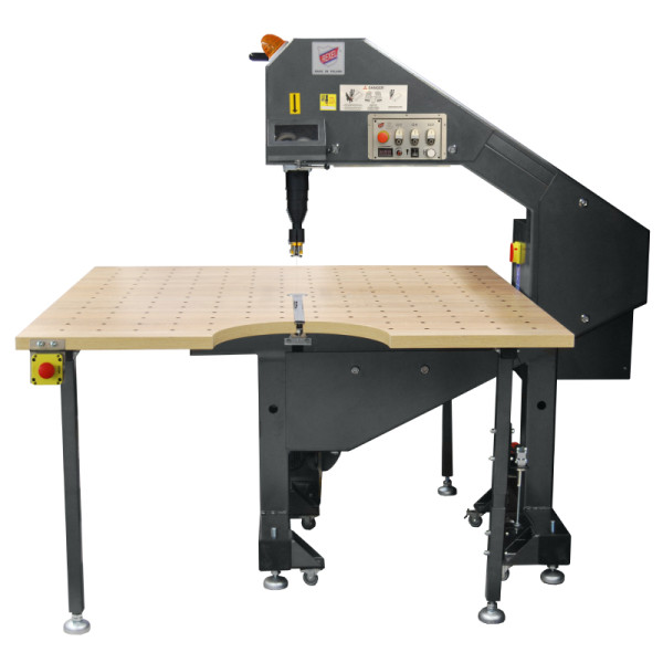 Rexel R750 Стрічкова розкрійна машина 1500x1500мм